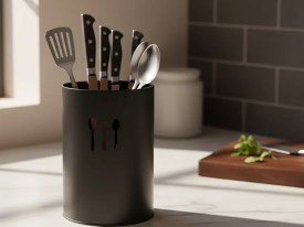 Porta cubierto metalico calado reedondo